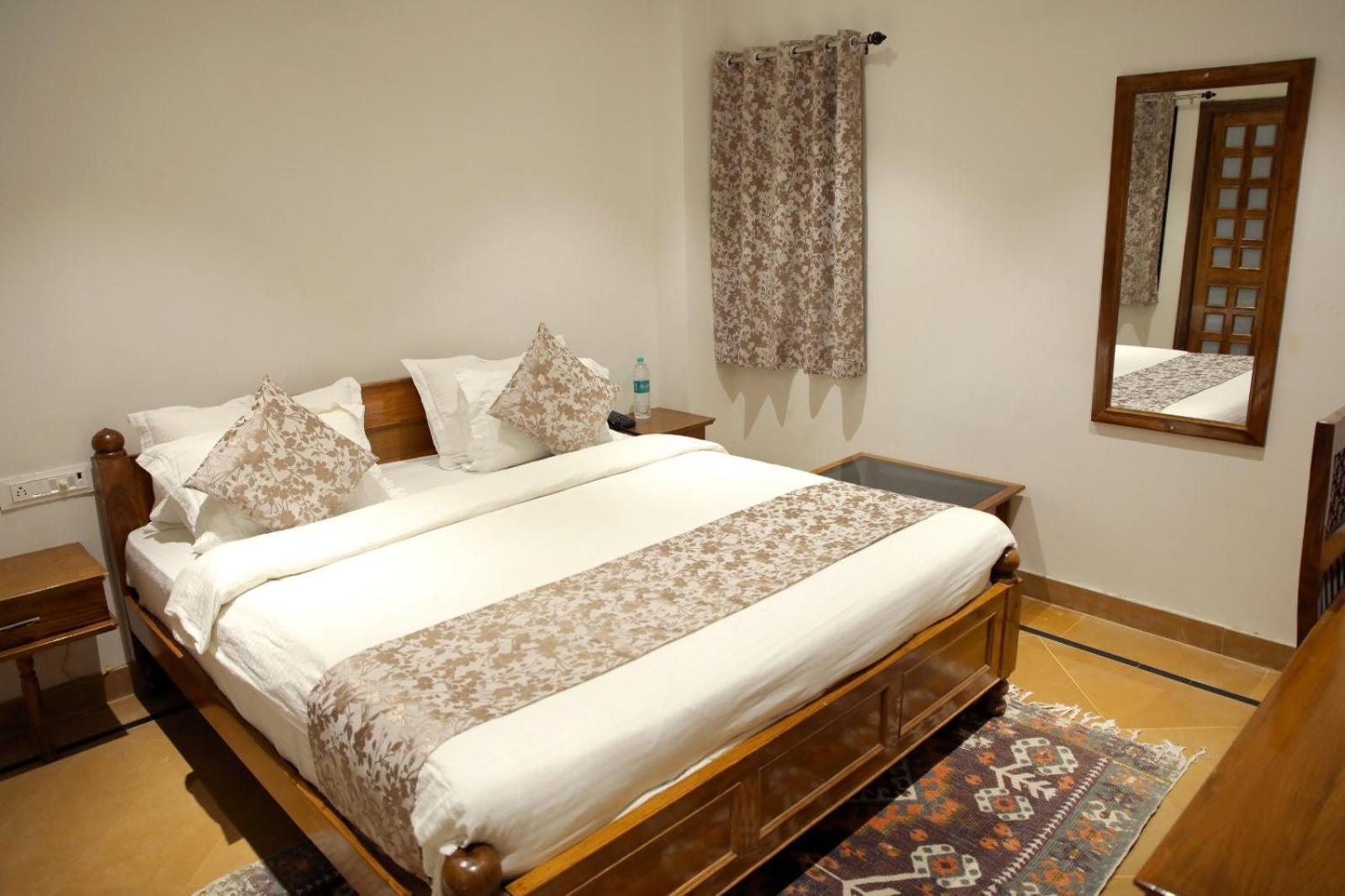 Treebo Chandrangan Excellency, 1 Km From Fort
