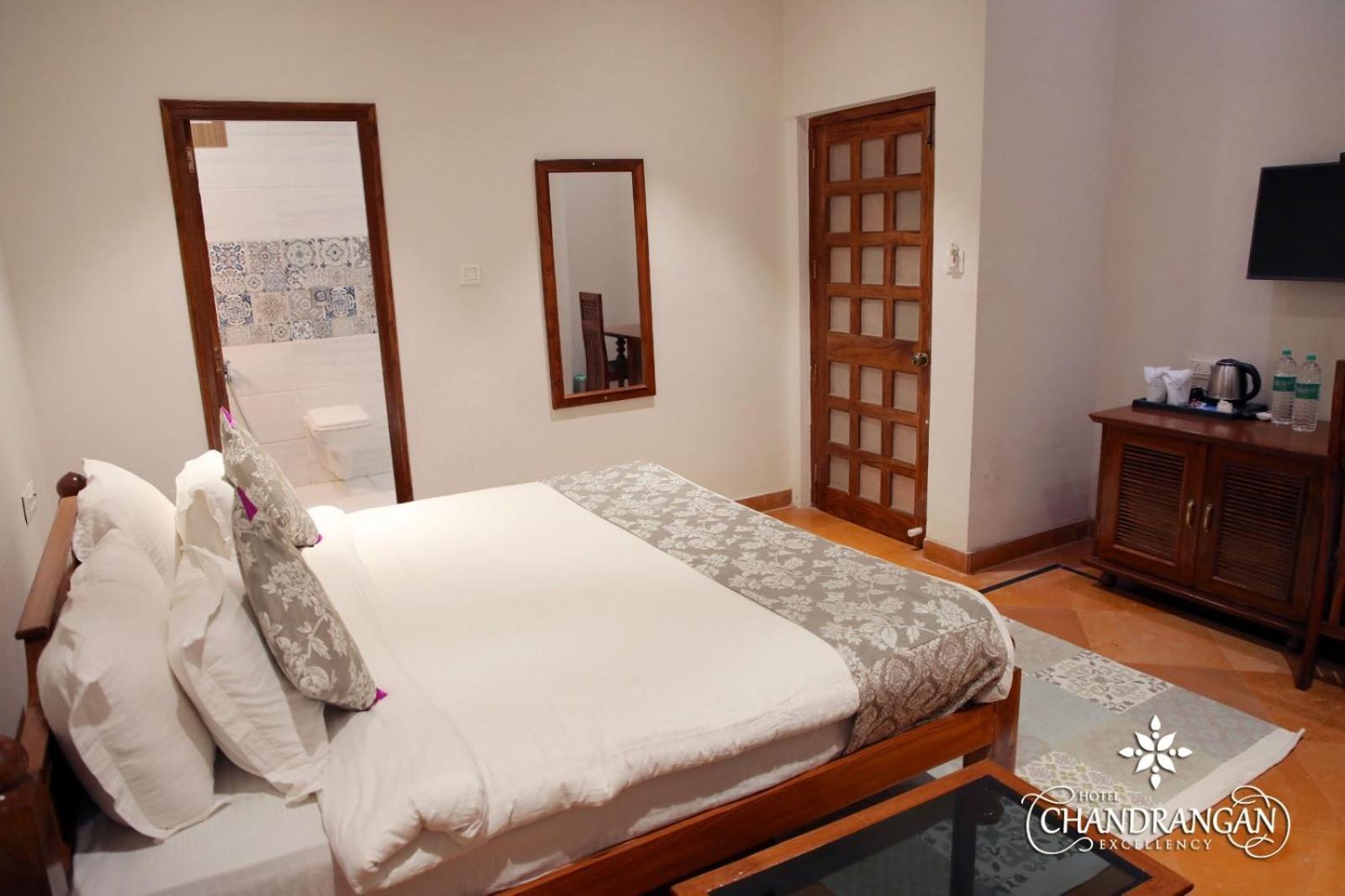 Treebo Chandrangan Excellency, 1 Km From Fort Hotel